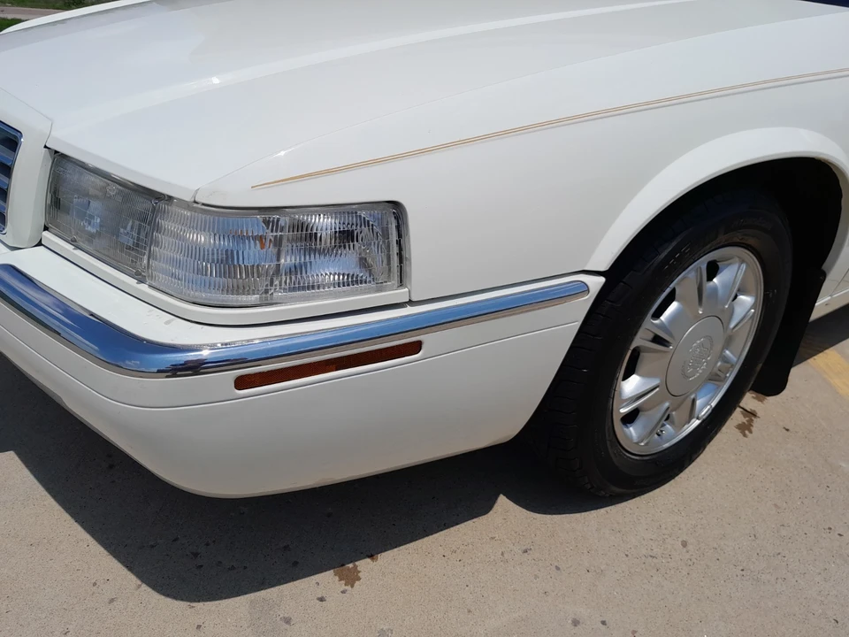 1995 Cadillac Eldorado 12th Gen - Image 17 of 21