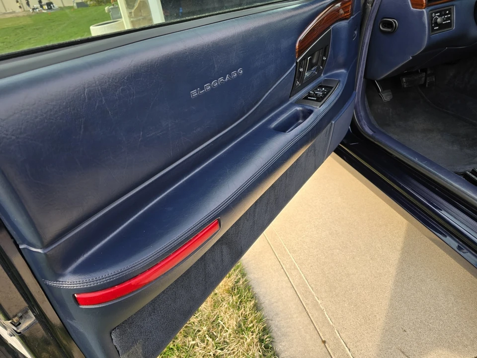 1995 Cadillac Eldorado 12th Gen - Image 17 of 23