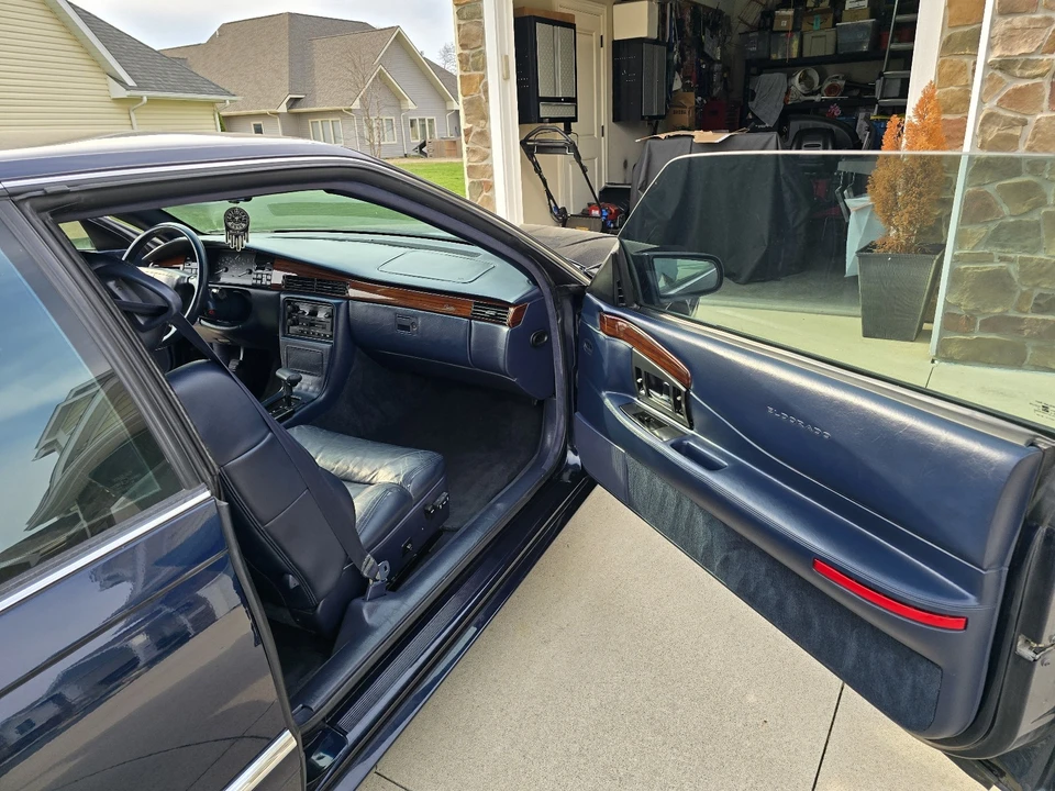 1995 Cadillac Eldorado 12th Gen - Image 19 of 23