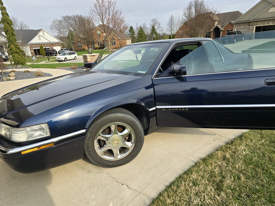 1995 Cadillac Eldorado 12th Gen - Image 4 of 23