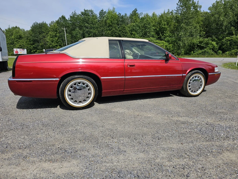 1995 Cadillac Eldorado 12th Gen - Image 16 of 31