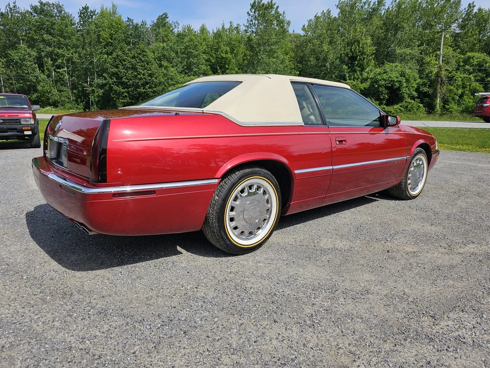 1995 Cadillac Eldorado 12th Gen - Image 15 of 31
