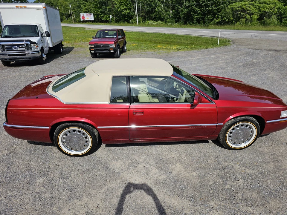 1995 Cadillac Eldorado 12th Gen - Image 17 of 31