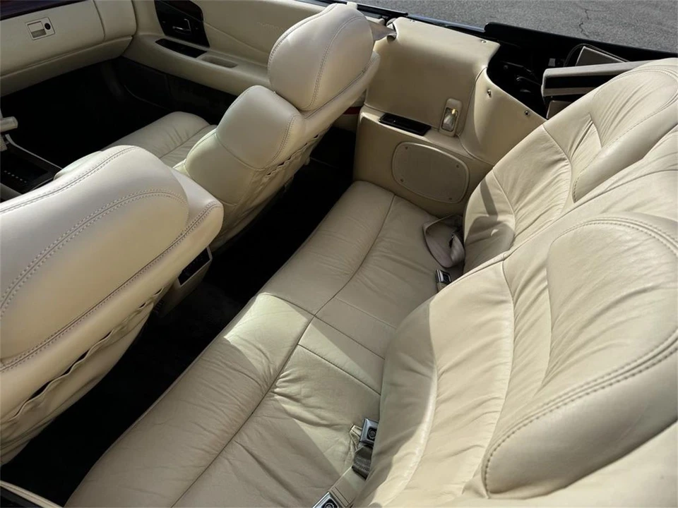 1995 Cadillac Eldorado 12th Gen - Image 20 of 31