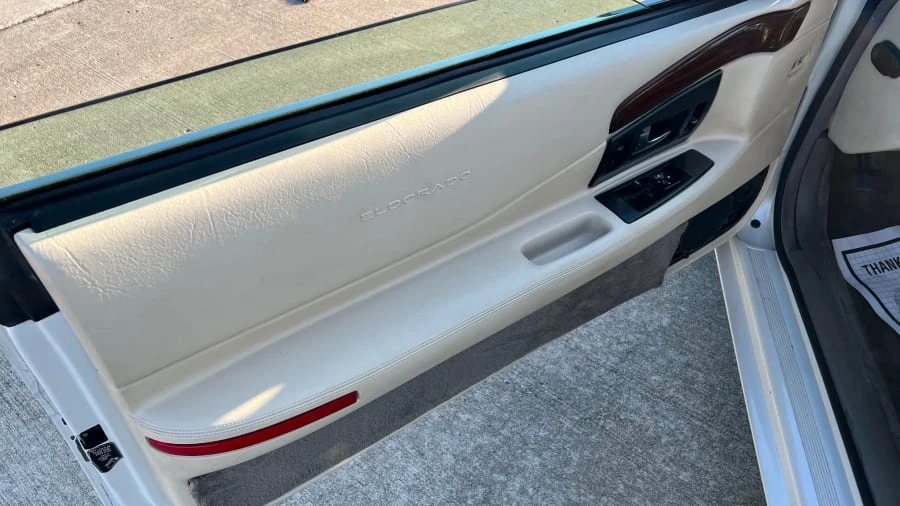 1995 Cadillac Eldorado 12th Gen - Image 3 of 9