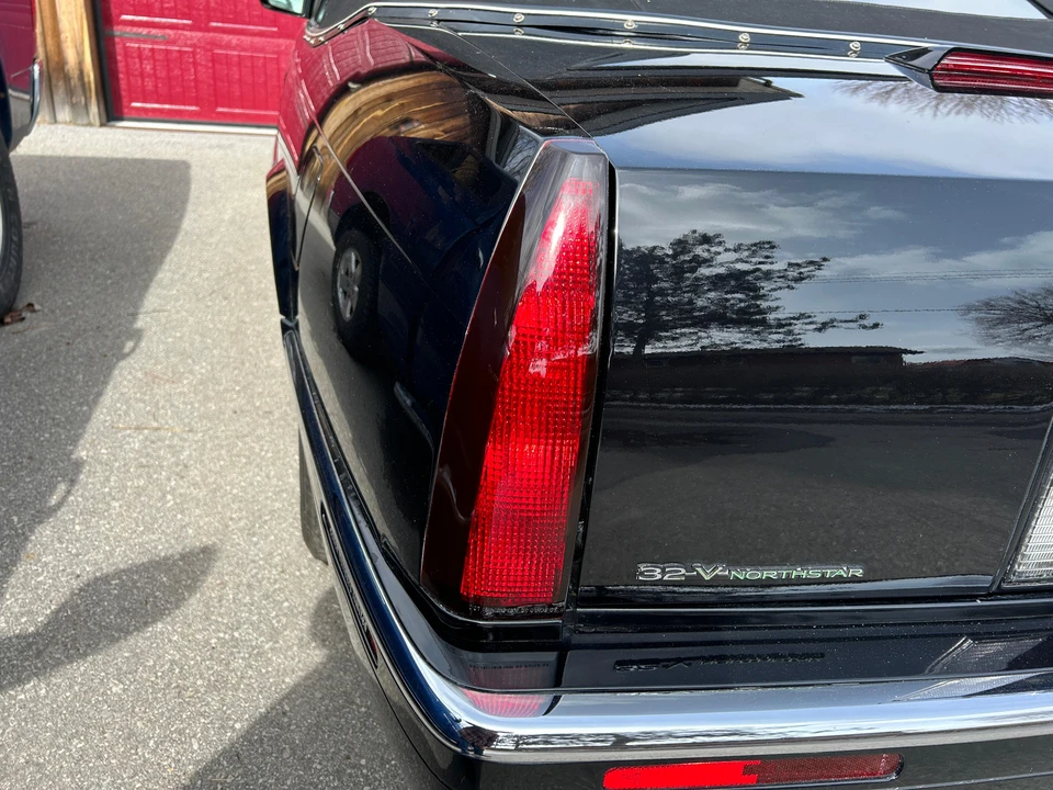 1995 Cadillac Eldorado 11th Gen - Image 17 of 31