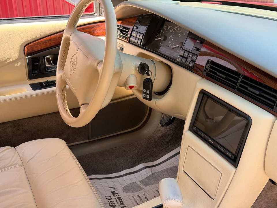 1995 Cadillac Eldorado 12th Gen - Image 5 of 31