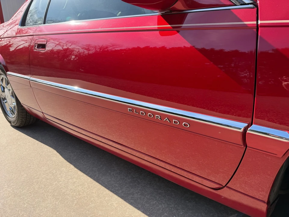 1995 Cadillac Eldorado 12th Gen - Image 26 of 31