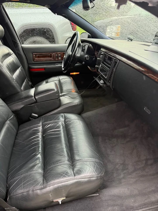 1995 Cadillac Fleetwood - Image 18 of 18