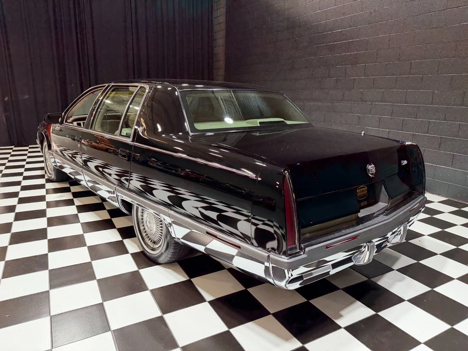 1995 Cadillac Fleetwood - Image 26 of 31