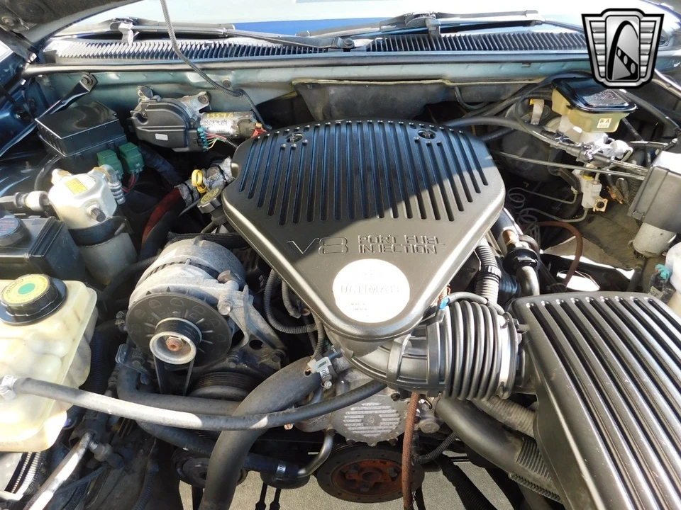 1995 Cadillac Fleetwood - Image 15 of 21
