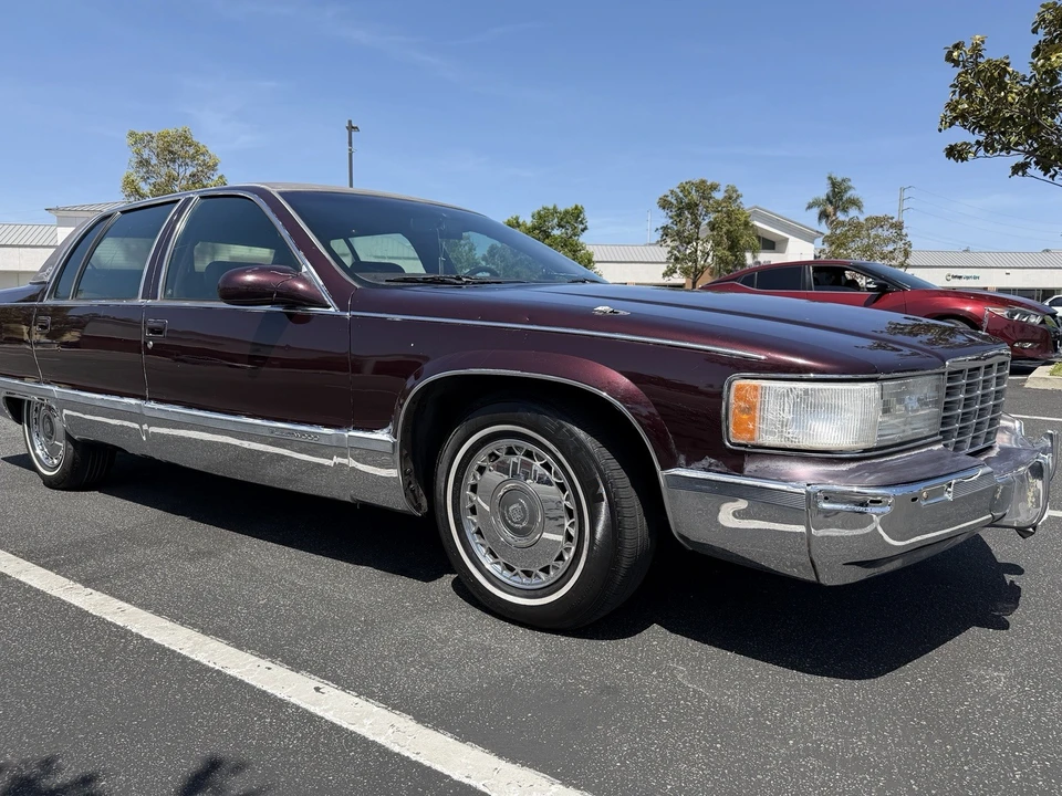 1995 Cadillac Fleetwood - Image 7 of 23