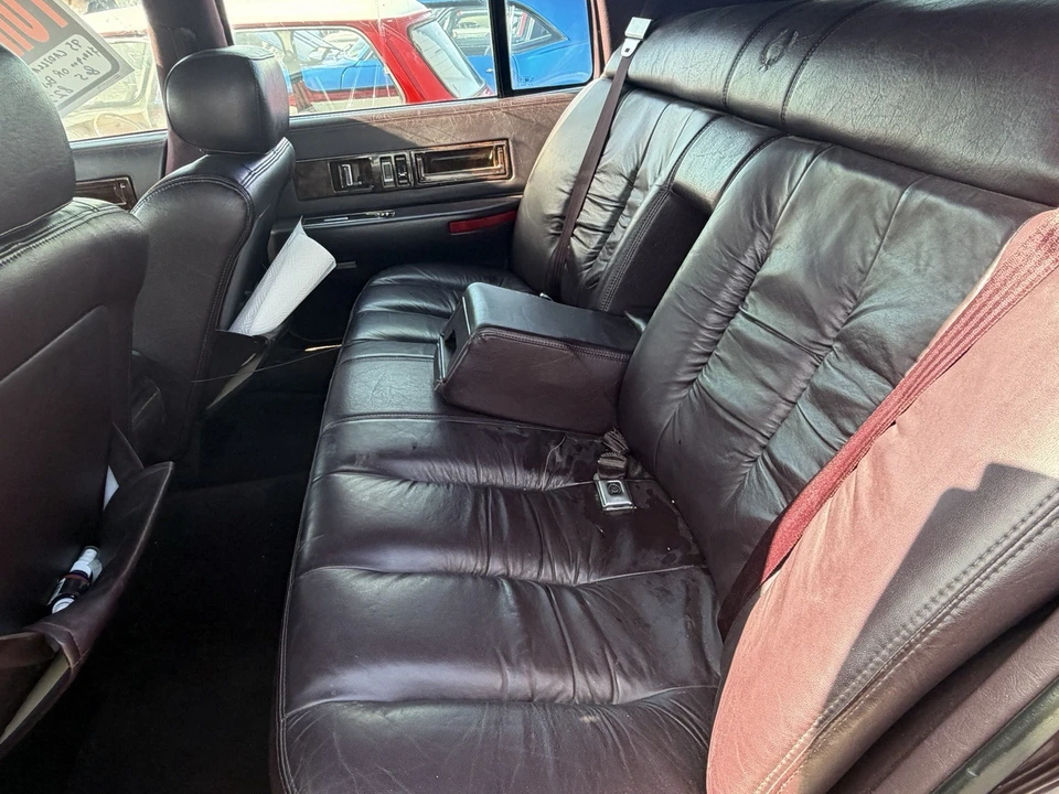 1995 Cadillac Fleetwood - Image 18 of 23