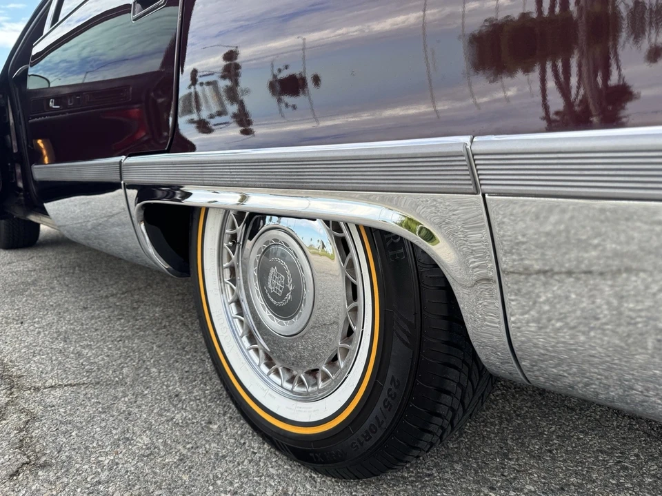 1995 Cadillac Fleetwood - Image 11 of 20