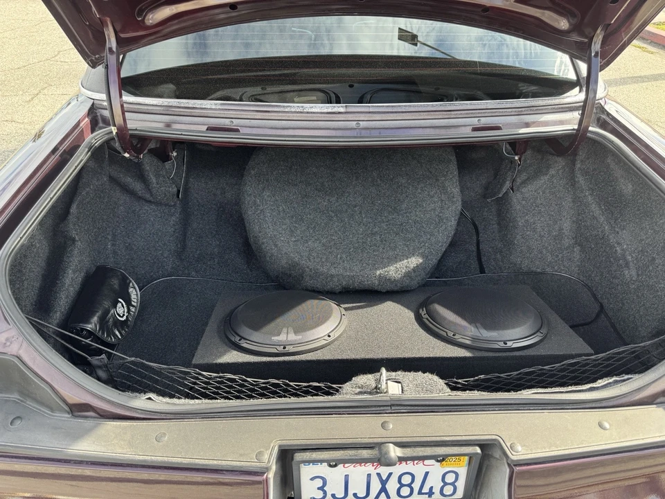 1995 Cadillac Fleetwood - Image 13 of 20