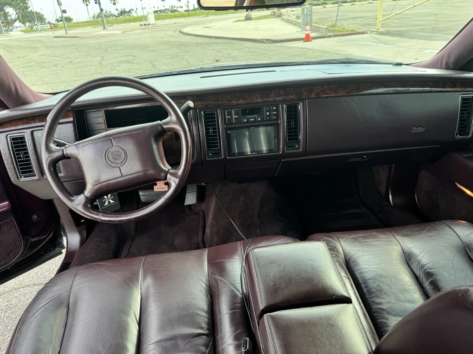 1995 Cadillac Fleetwood - Image 17 of 20