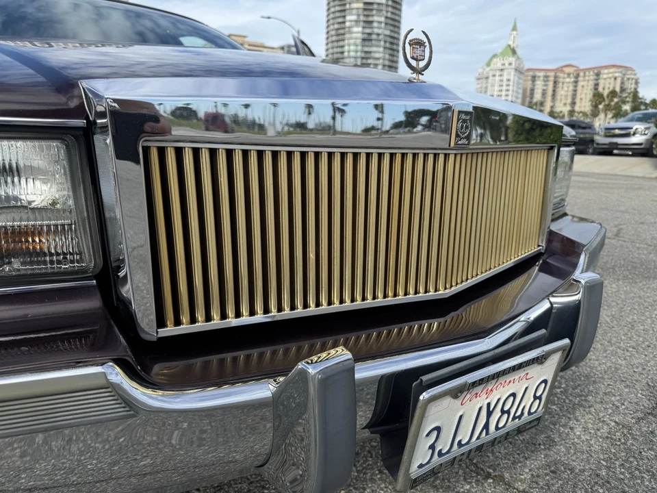 1995 Cadillac Fleetwood - Image 12 of 20