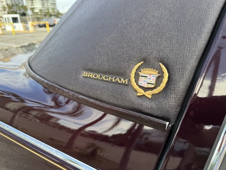 1995 Cadillac Fleetwood - Image 9 of 20