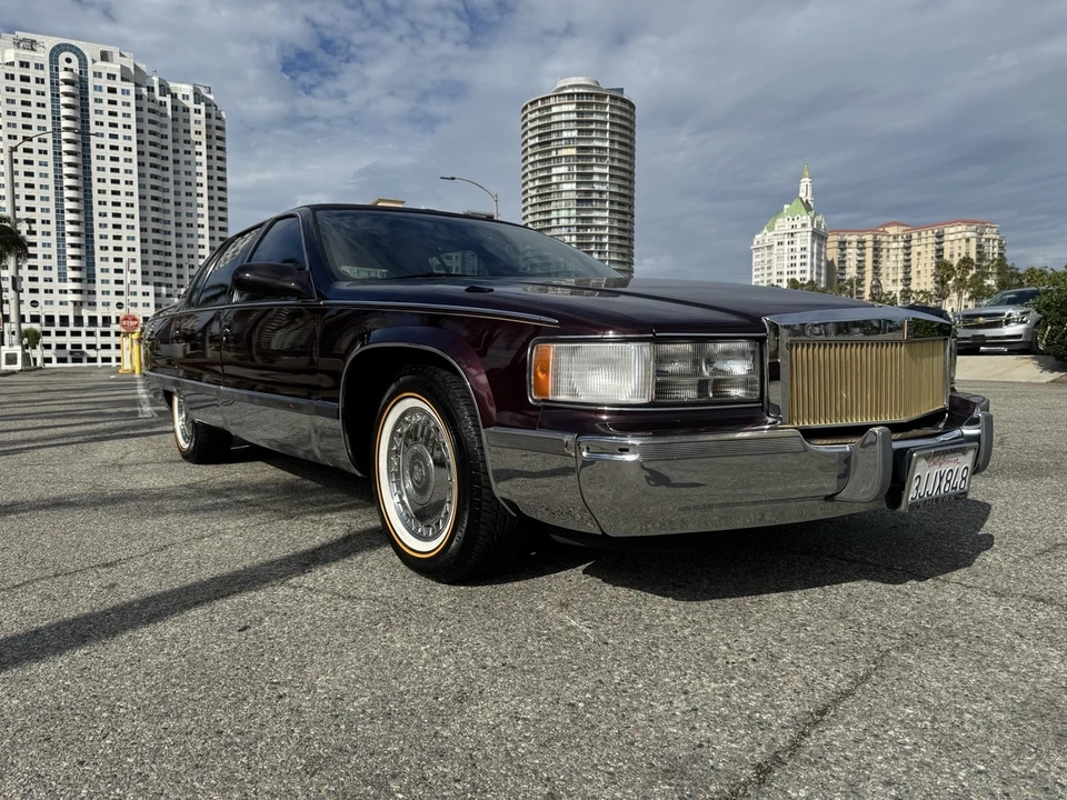 1995 Cadillac Fleetwood - Image 3 of 20