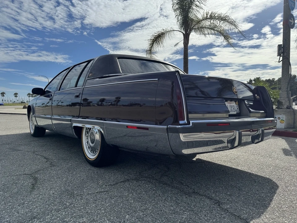 1995 Cadillac Fleetwood - Image 7 of 20