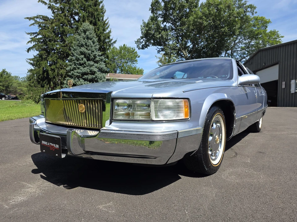 1995 Cadillac Fleetwood - Image 7 of 31