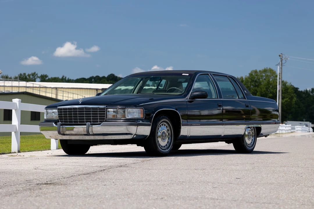 1995 Cadillac Fleetwood - Image 6 of 31