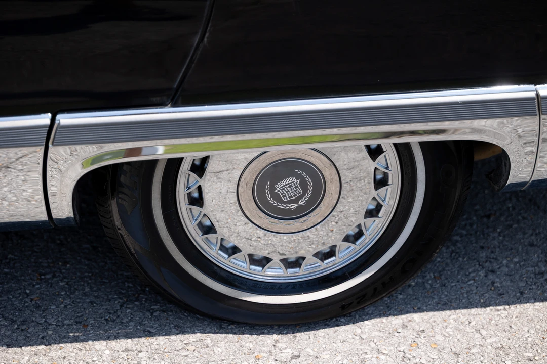 1995 Cadillac Fleetwood - Image 29 of 31