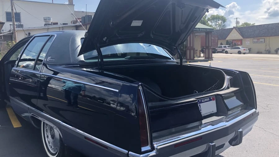 1995 Cadillac Fleetwood - Image 19 of 27