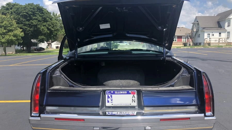 1995 Cadillac Fleetwood - Image 20 of 27