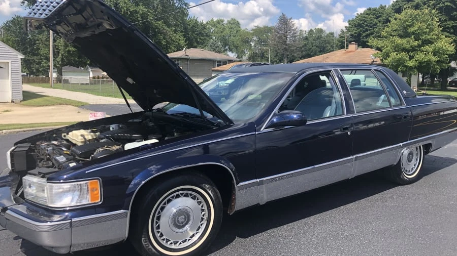 1995 Cadillac Fleetwood - Image 25 of 27