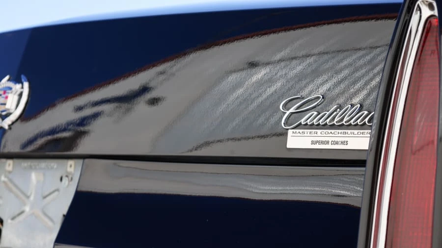 1995 Cadillac Fleetwood - Image 24 of 31