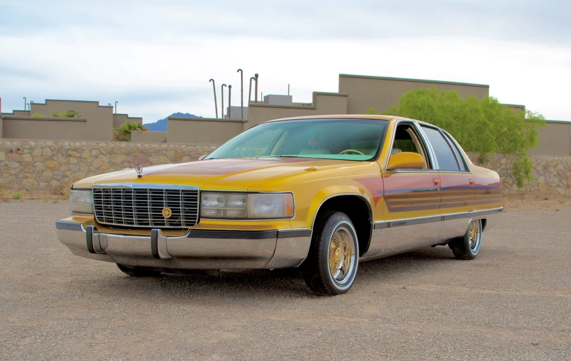 1995 Cadillac Fleetwood - Image 4 of 31