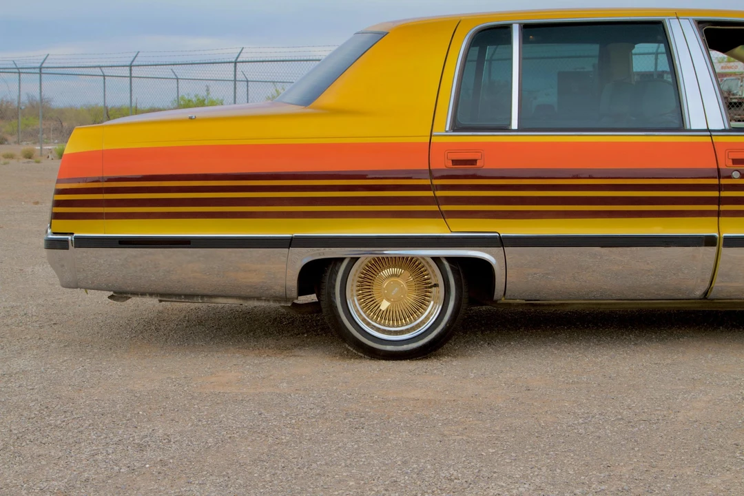 1995 Cadillac Fleetwood - Image 30 of 31
