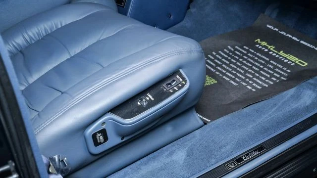 1995 Cadillac Fleetwood - Image 26 of 31