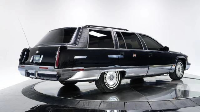 1995 Cadillac Fleetwood - Image 6 of 21