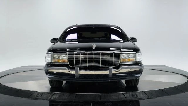 1995 Cadillac Fleetwood - Image 11 of 21