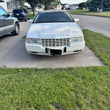 1995 Cadillac Seville STS Touring Sedan 4D