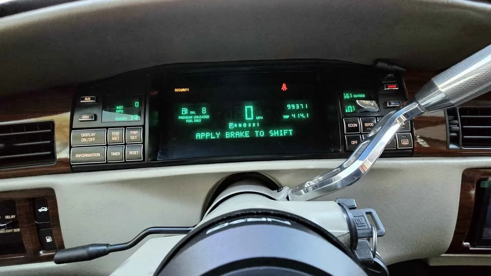 1995 Cadillac DeVille 8th Gen - Image 12 of 13
