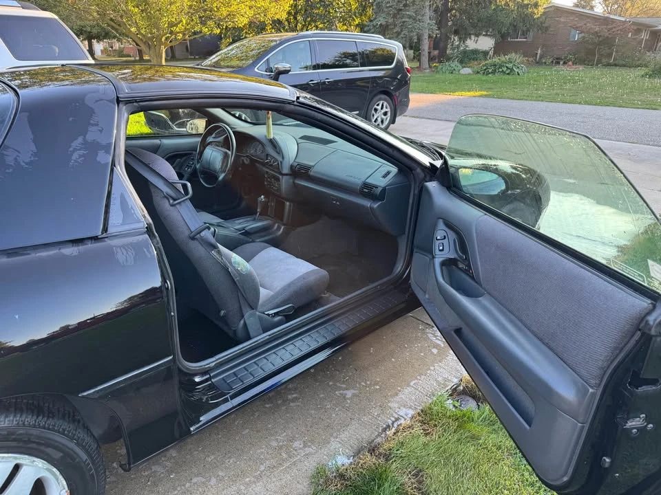 1995 Chevrolet Camaro 4th Gen - Image 5 of 10