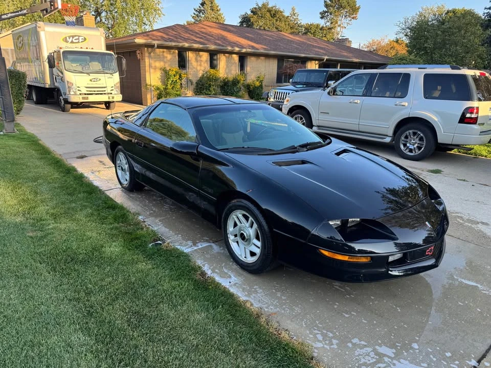 1995 Chevrolet Camaro 4th Gen - Image 3 of 10