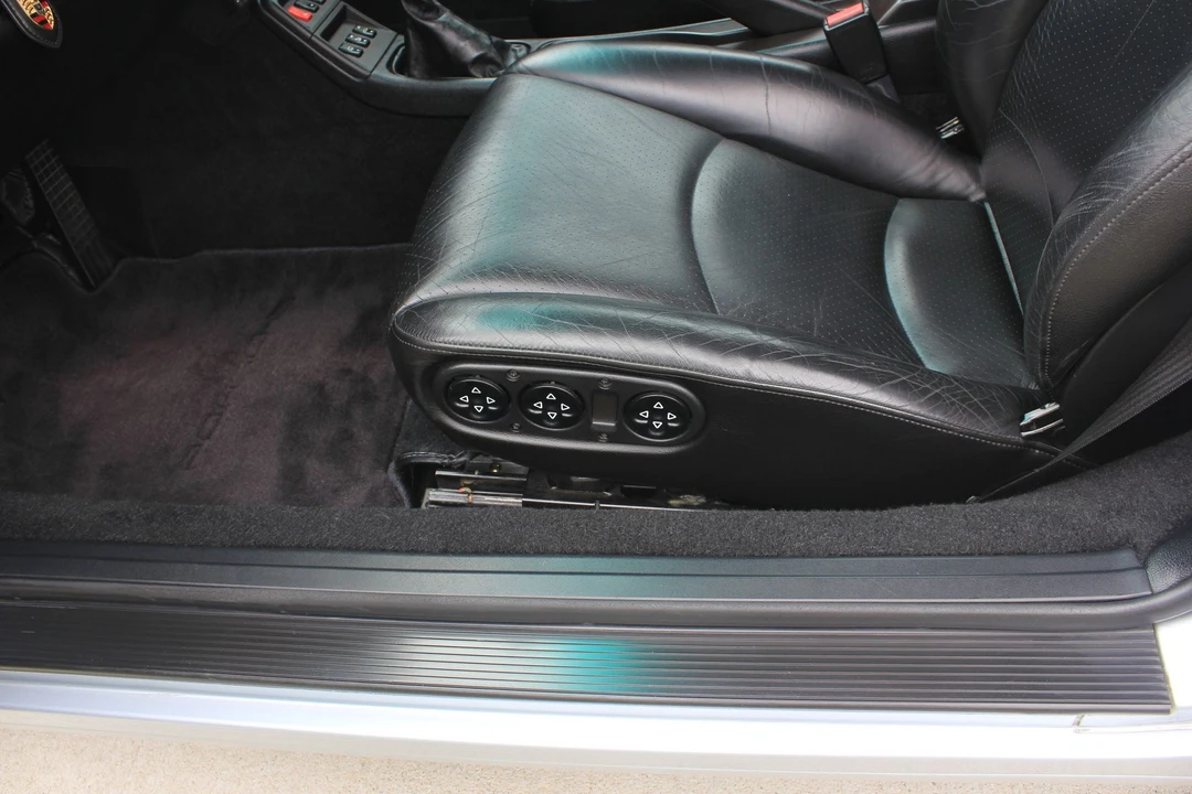 1995 Porsche 993 Carrera - Image 9 of 14