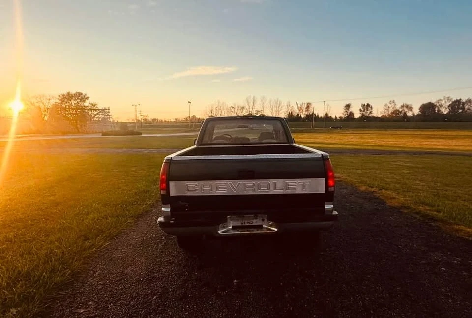 1995 Chevrolet C/K 4th Gen - Image 8 of 10