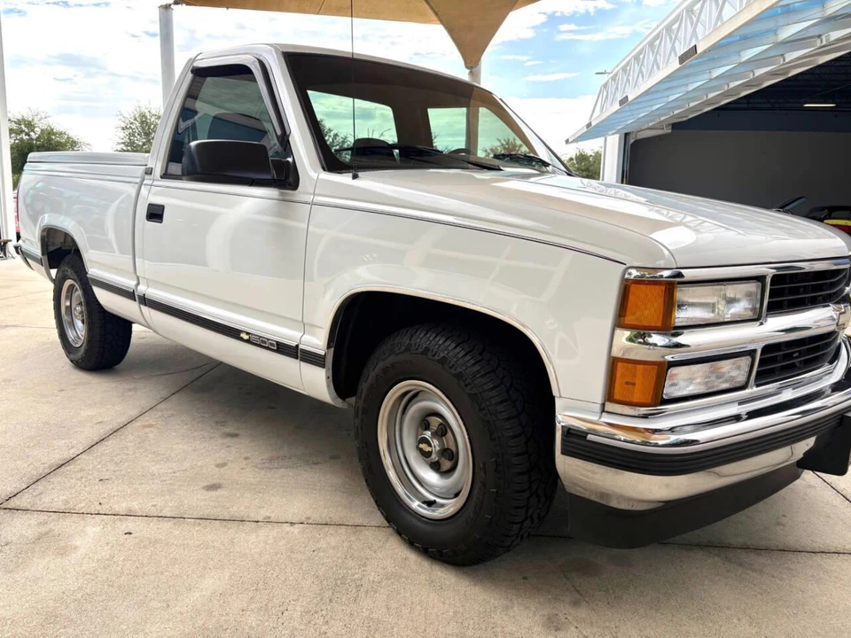 1995 Chevrolet C/K 4th Gen - Image 18 of 31