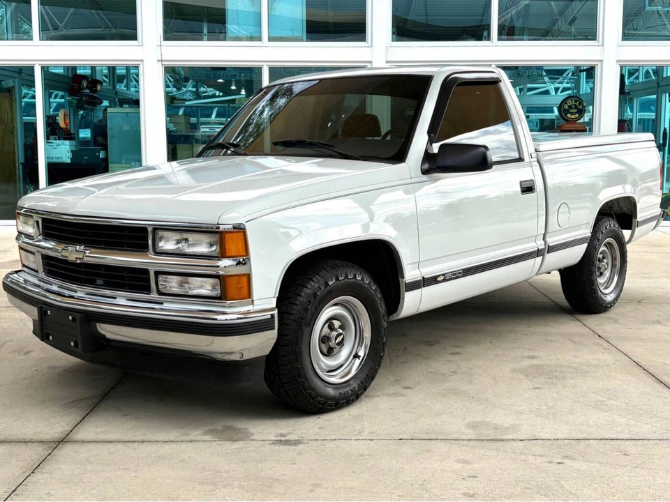 1995 Chevrolet C/K 4th Gen - Image 10 of 31