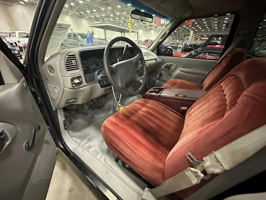 1995 Chevrolet C/K 4th Gen - Image 10 of 13