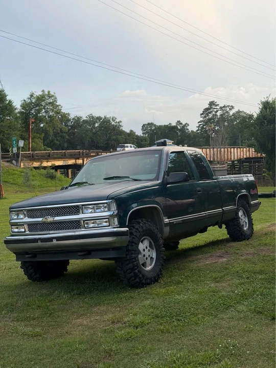 1995 Chevrolet C/K 4th Gen - Image 2 of 11