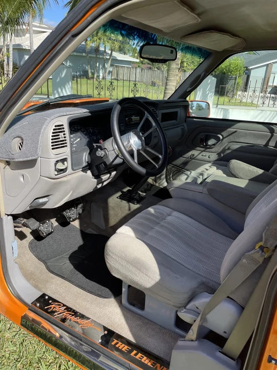 1995 Chevrolet C/K 4th Gen - Image 25 of 31