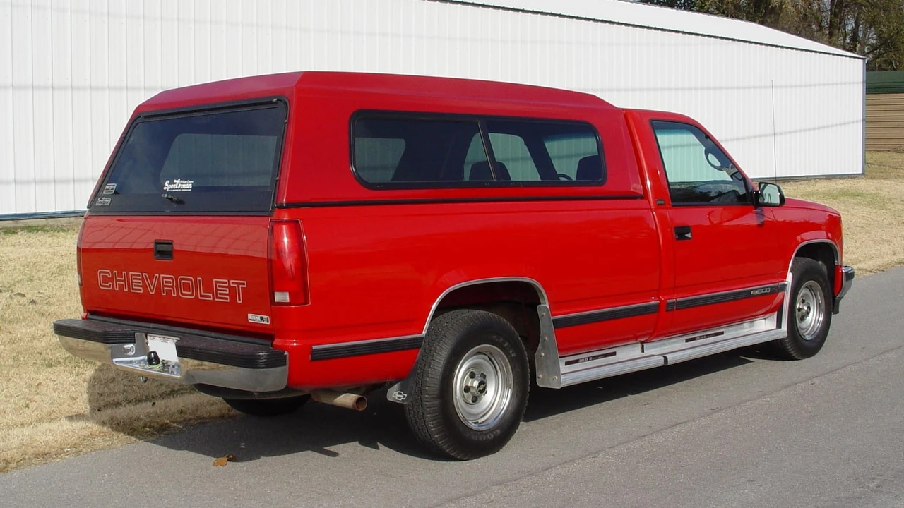 1995 Chevrolet C/K 4th Gen - Image 3 of 19