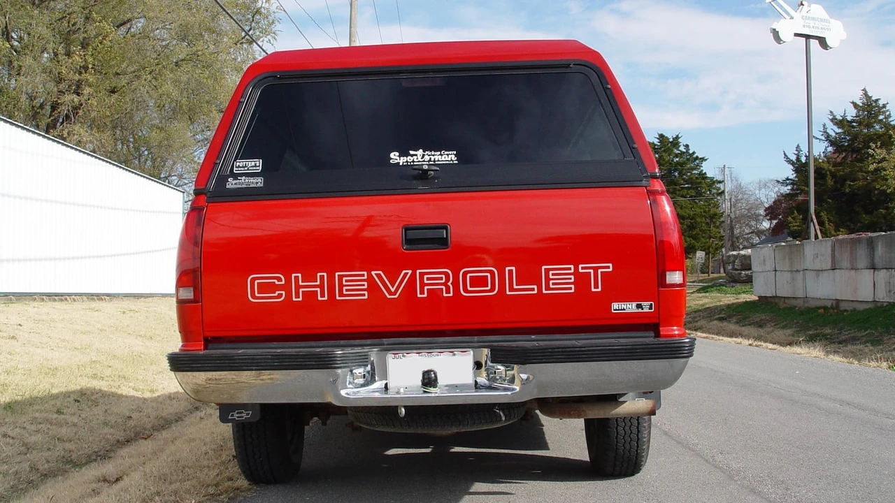 1995 Chevrolet C/K 4th Gen - Image 16 of 19