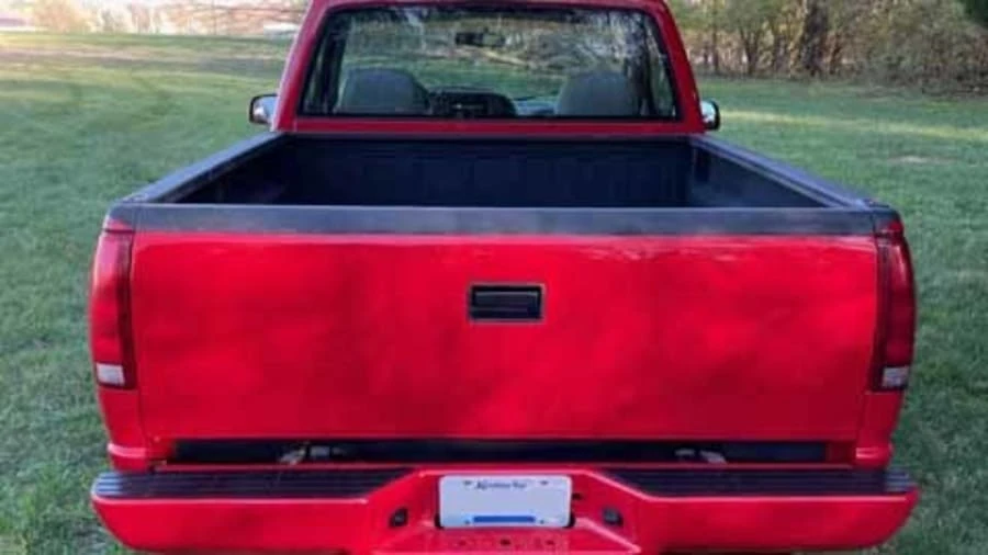 1995 Chevrolet C/K 4th Gen - Image 6 of 10